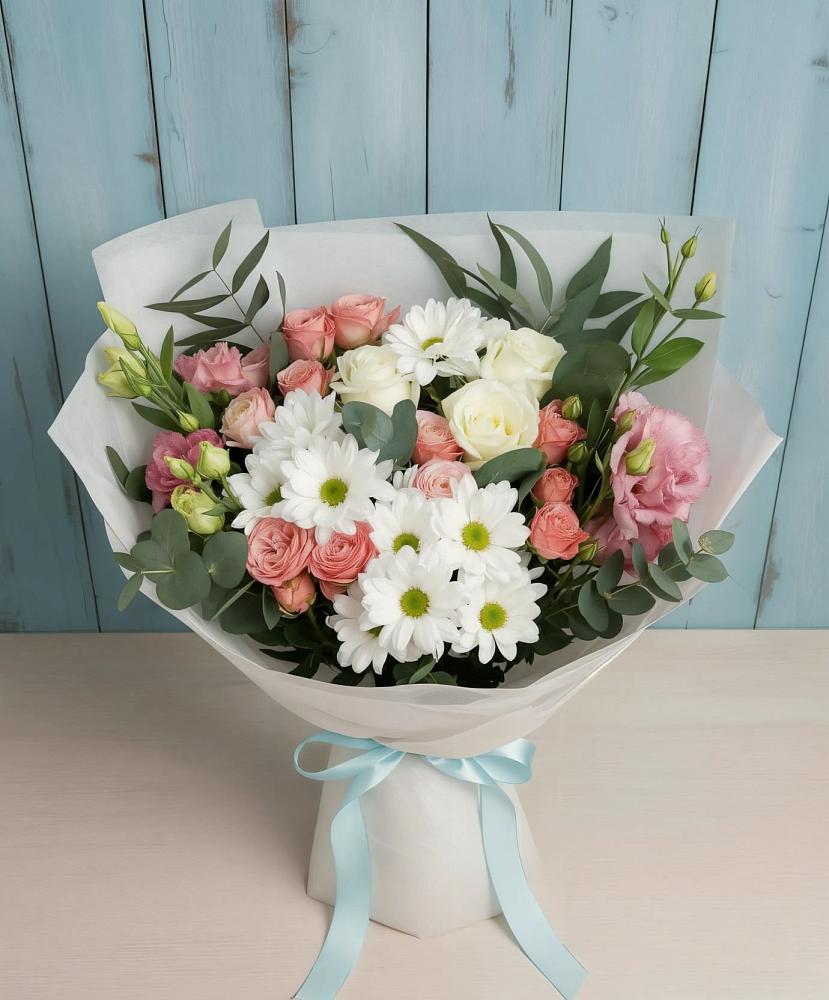 Букет цветов из: Розы, Лизиантусы и Хризантемы в Пролетарском Республики Адыгея