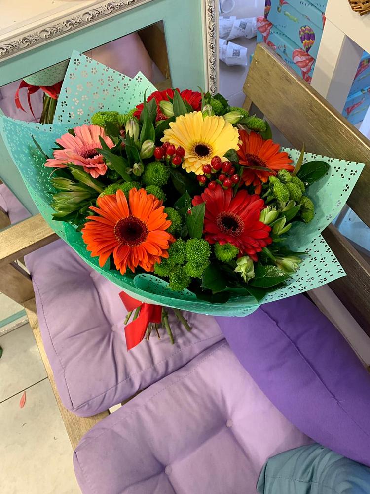 Букет цветов из: Герберы, Хризантемы и Альстромерии в Пролетарском Республики Адыгея