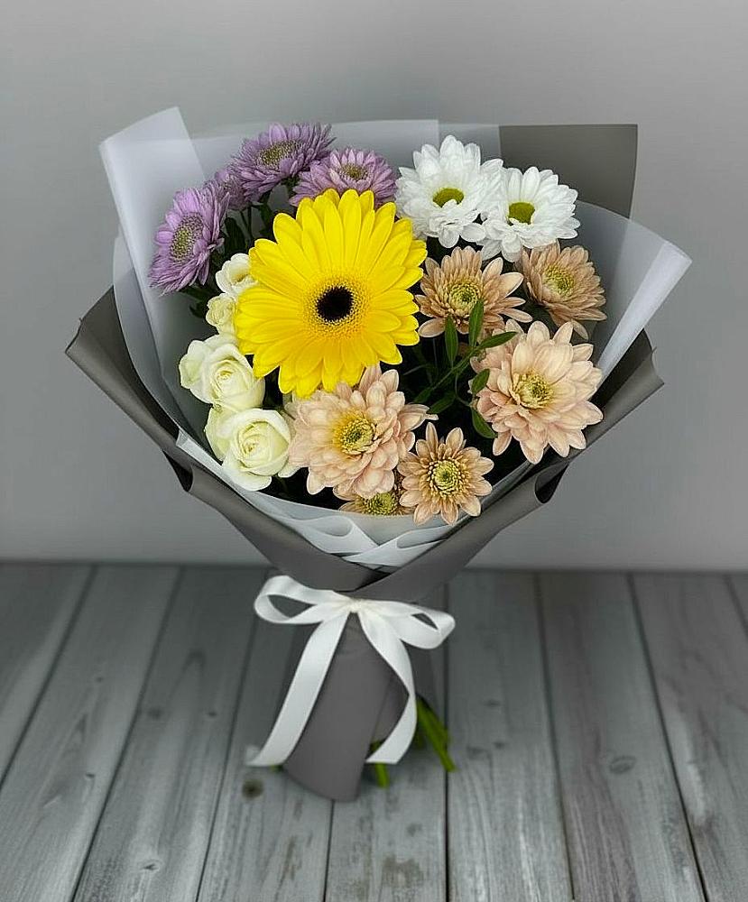 Букет цветов из: Розы, Герберы и Хризантемы в Пролетарском Республики Адыгея