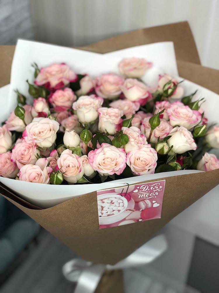 Букет цветов из: Розы в Пролетарском Республики Адыгея