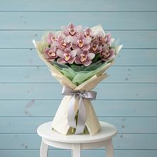 Букет цветов из:  Орхидеи и Розы в Пролетарском Республики Адыгея